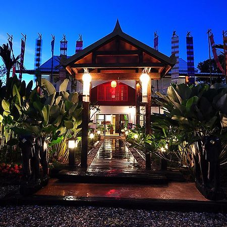 Risasinee Spa & Resort Nan Exterior foto